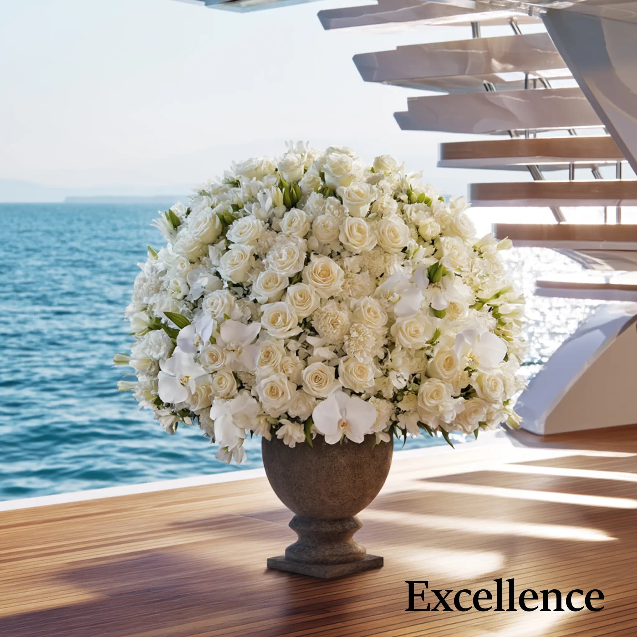 Bouquet Blanc de 200 / 500 roses et Fleurs de Saison