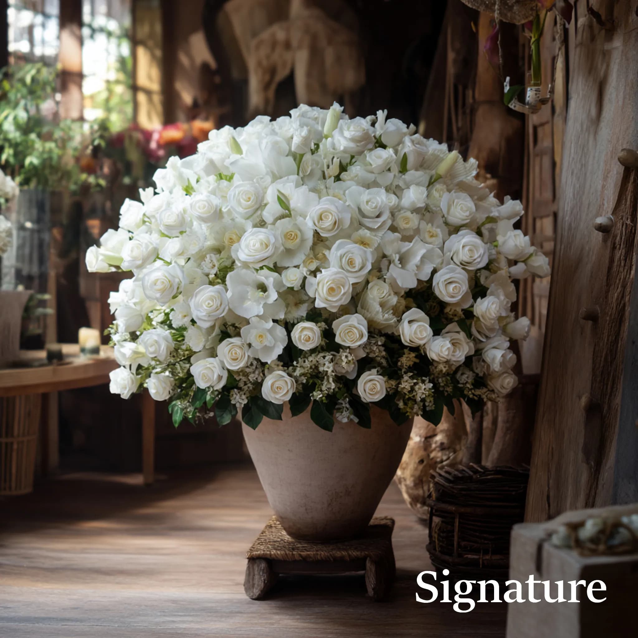Bouquet Blanc de 200 / 500 roses et Fleurs de Saison