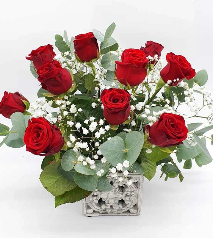 Le Classique : 10 roses romantiques haut de gamme
